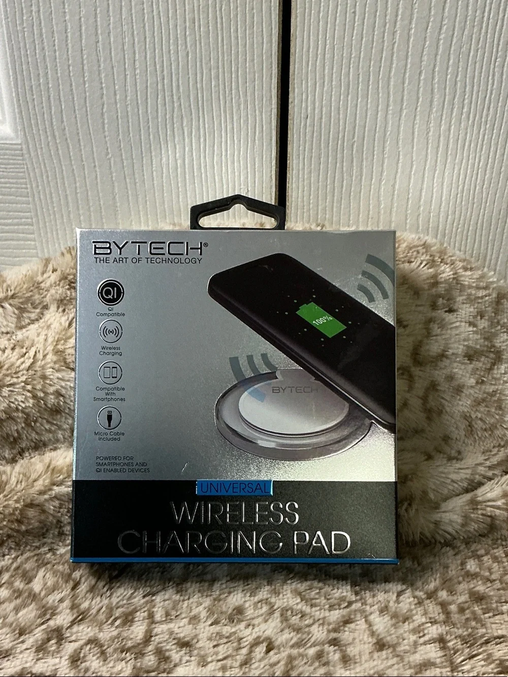 BYTECH Black Wireless Charging Pad - Universal Qi-Compatible Charger